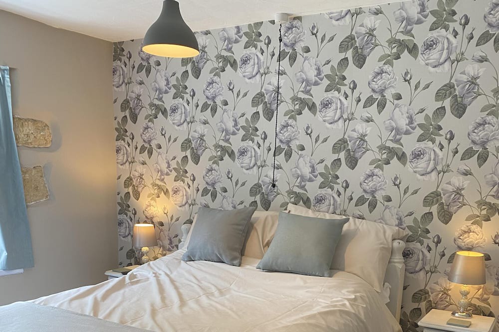 Photo of Bedroom in Dursley