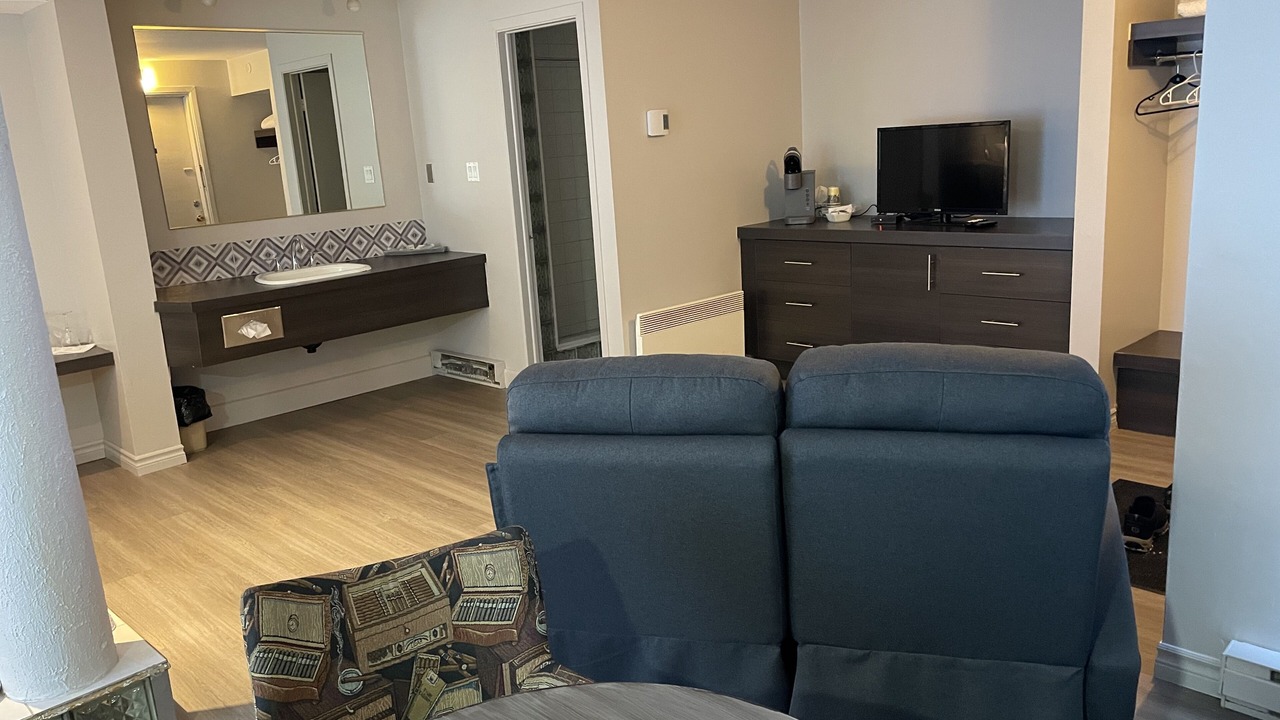 Photo of Bedroom in Baie Comeau