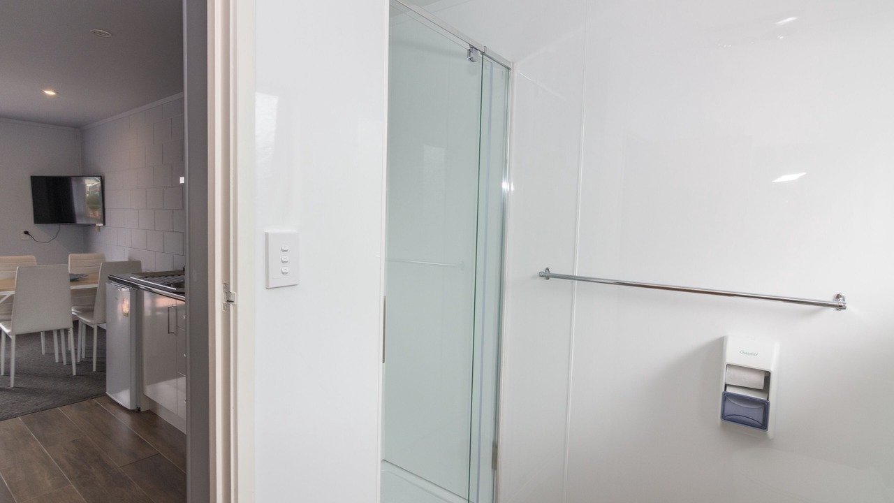 Photo of Bathroom in Kaitaia