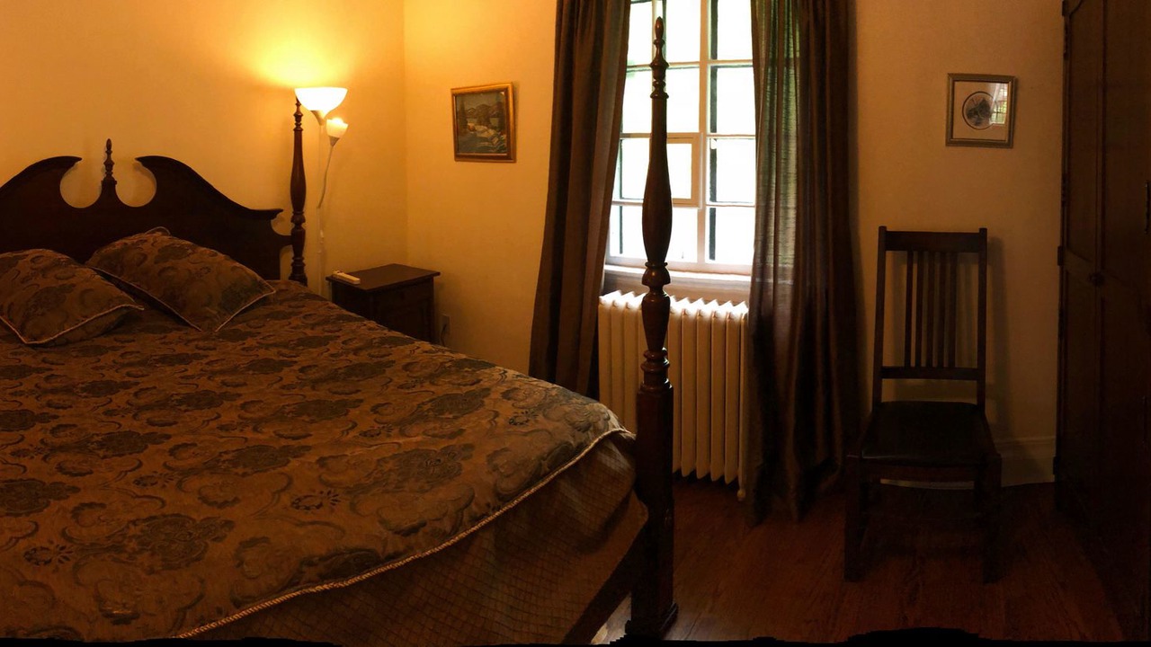 Photo of Bedroom in Sandy Hill