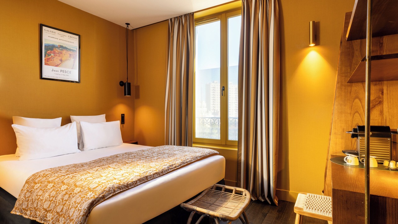 Photo of Bedroom in 13th Arrondissement
