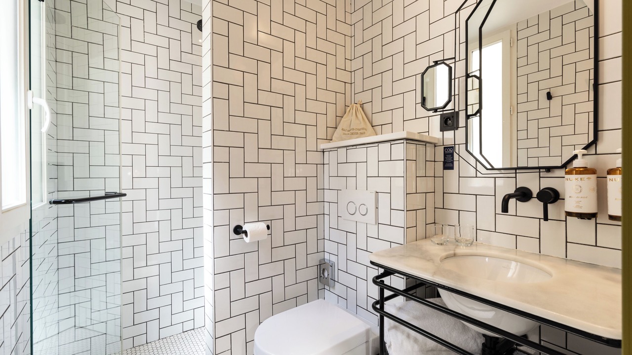 Photo of Bathroom in 13th Arrondissement