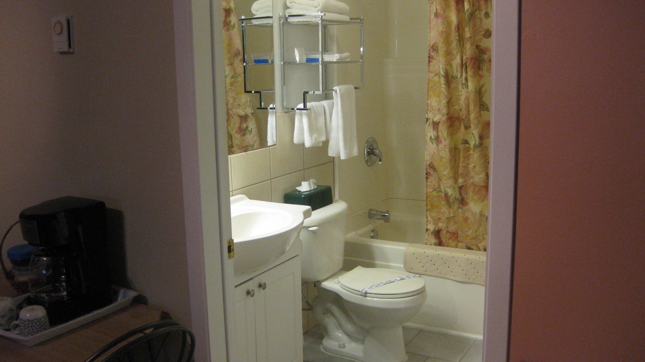 Photo of Bathroom in Montebello