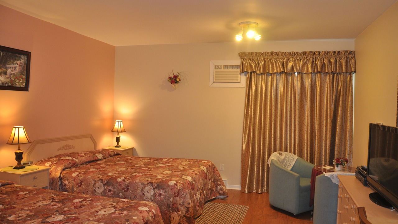 Photo of Bedroom in Montebello