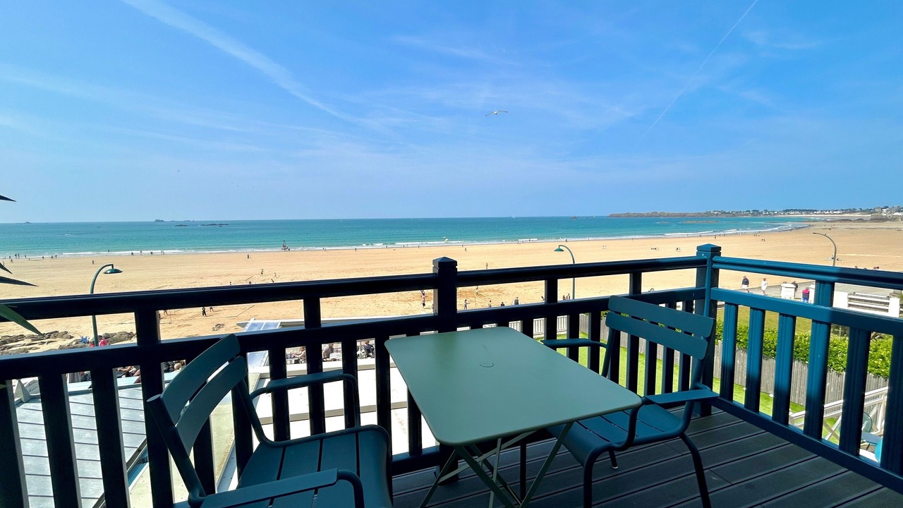 Photo of Bedroom in Courtoisville-Sillon-Moka