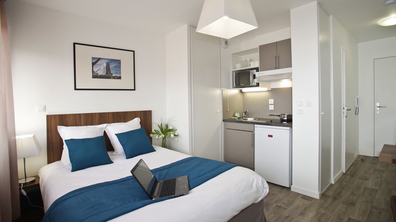 Photo of Bedroom in Sainte-Anne - Faubourg Noyon