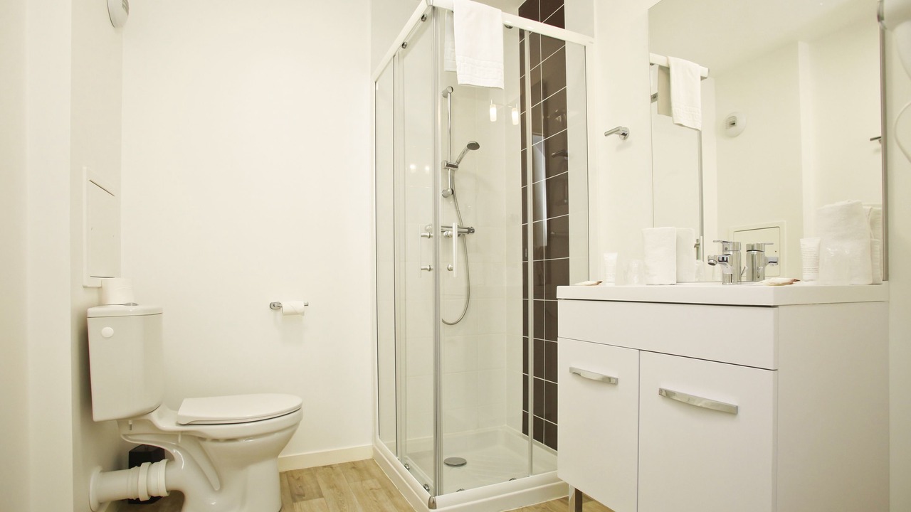 Photo of Bathroom in Sainte-Anne - Faubourg Noyon