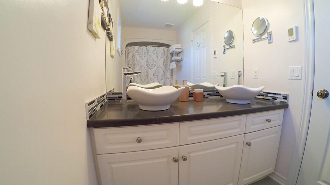 Photo of Bathroom in Historic Old Town
