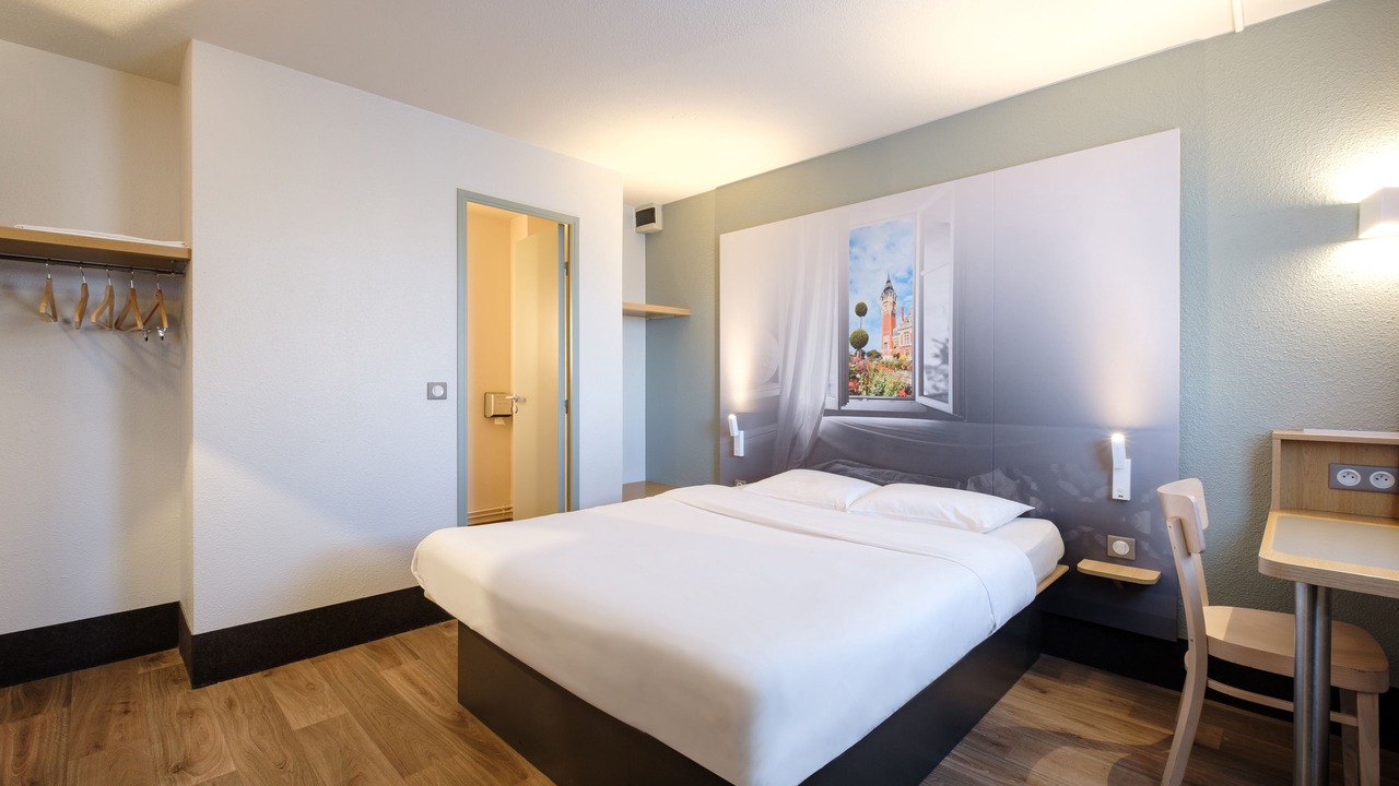 Photo of Bedroom in Calais Frethun