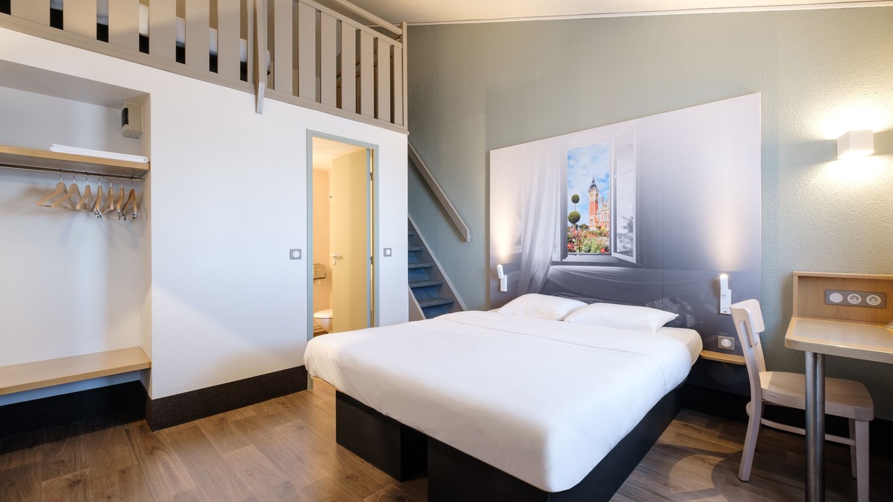 Photo of Bedroom in Calais Frethun