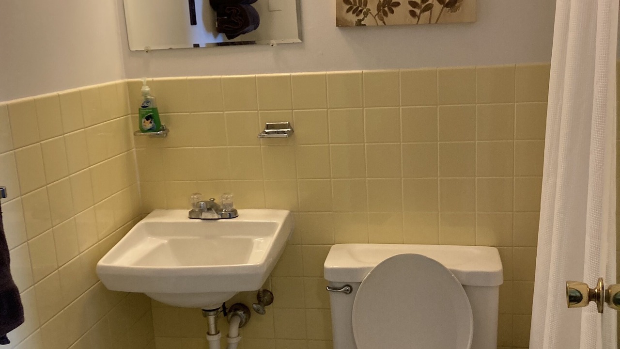 Photo of Bathroom in Gaylord