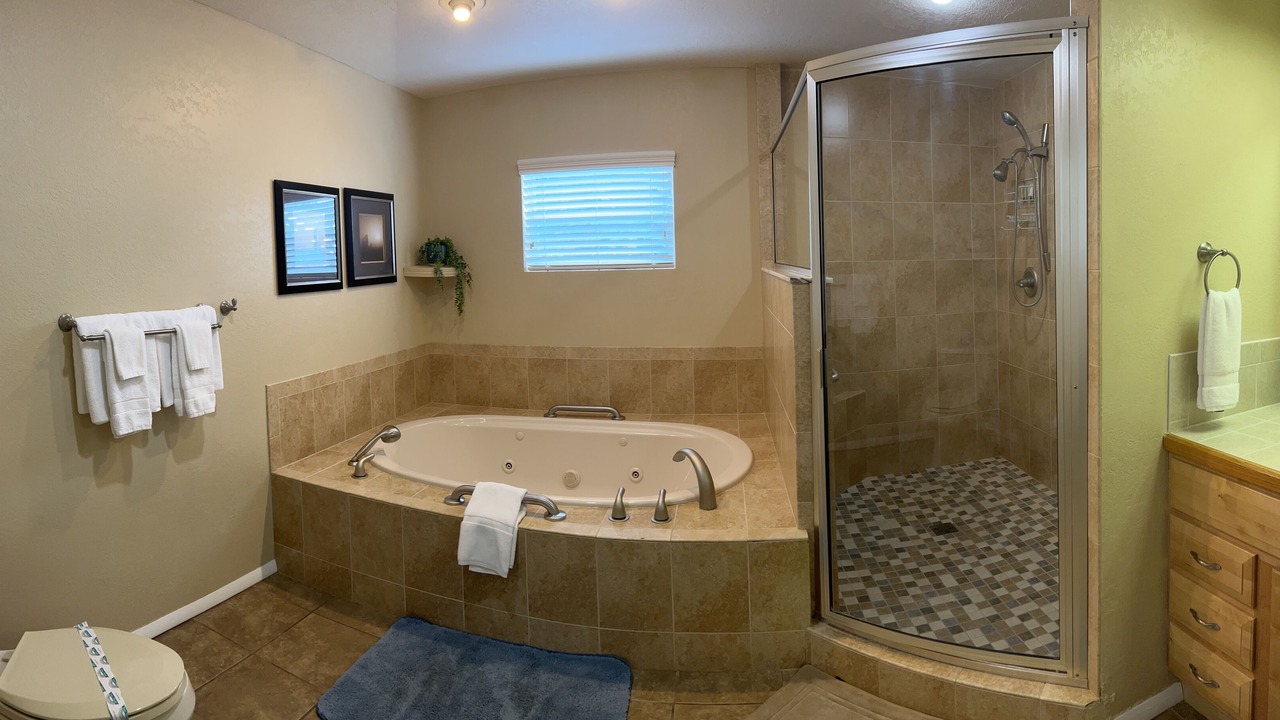 Photo of Bathroom in River Ridge