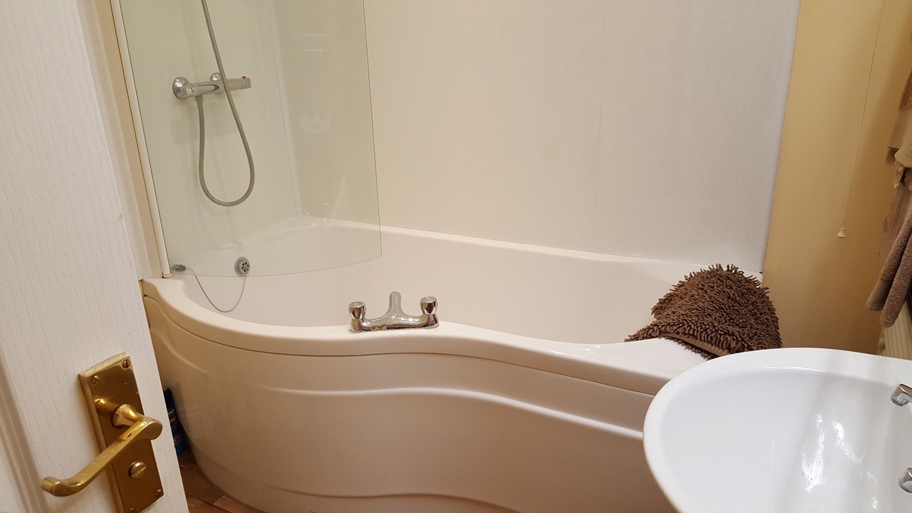 Photo of Bathroom in Kirkby Green