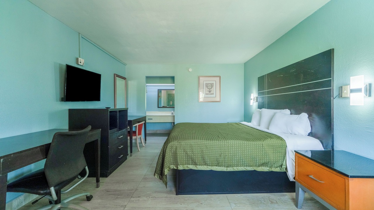 Photo of Bedroom in Harlingen