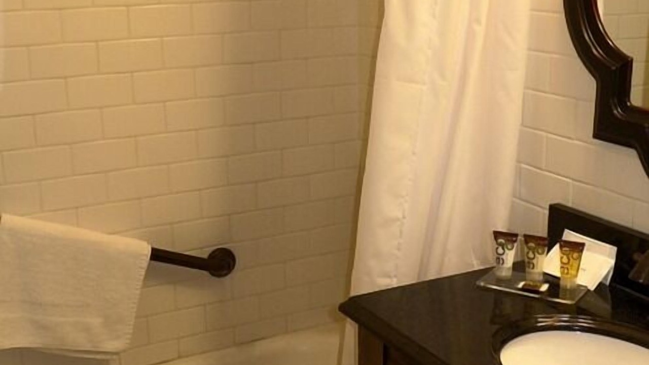 Photo of Bathroom in Alpine