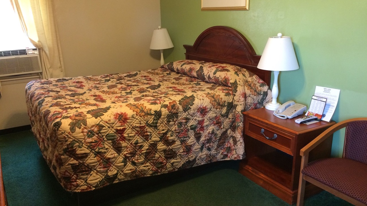 Photo of Bedroom in Marshall