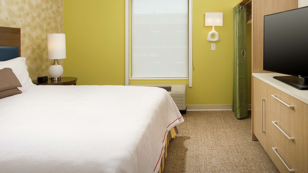 Photo of Bedroom in Lyndon