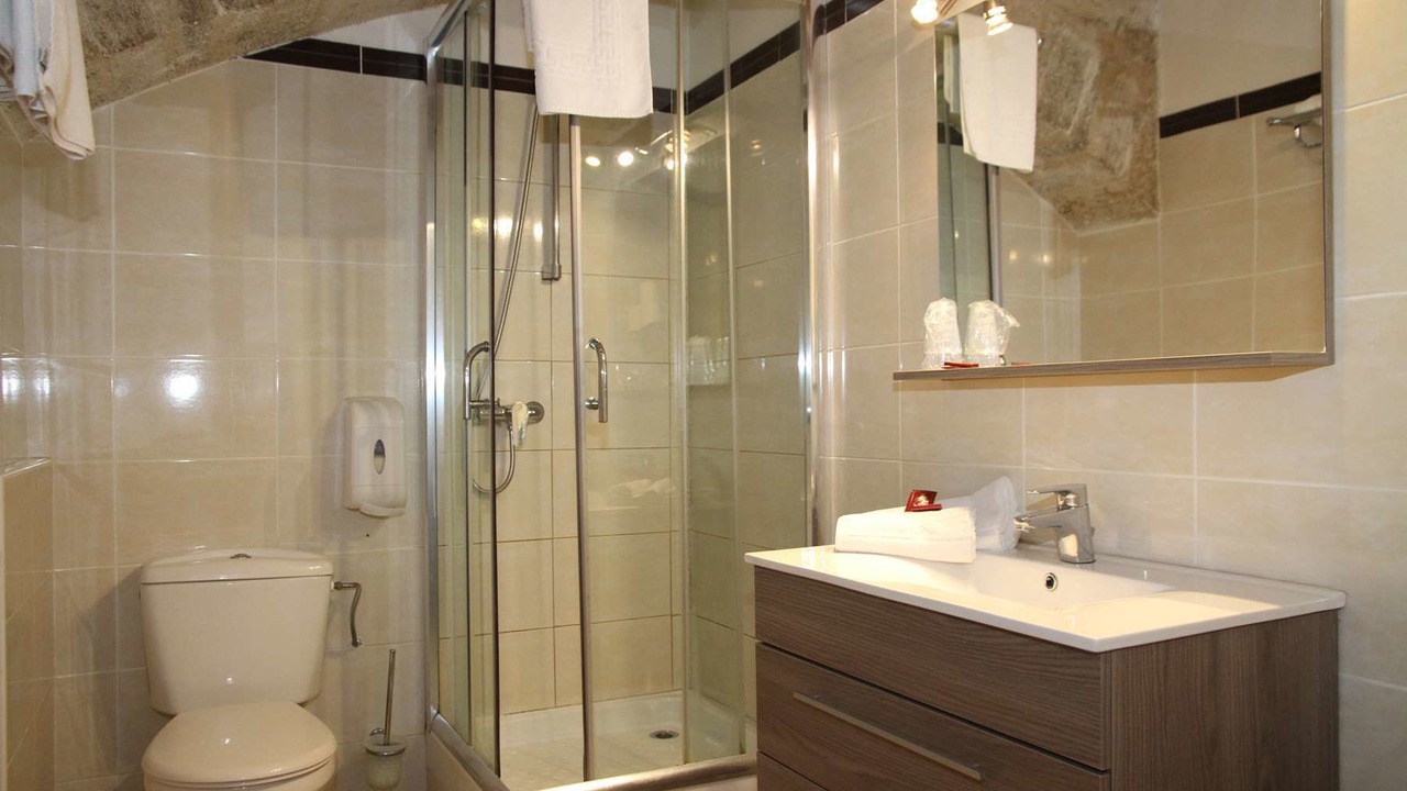 Photo of Bathroom in Pezenas