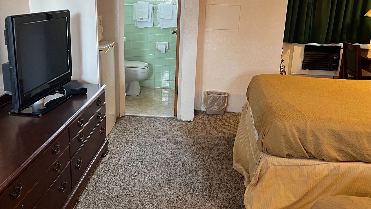 Photo of Livingroom in Owego