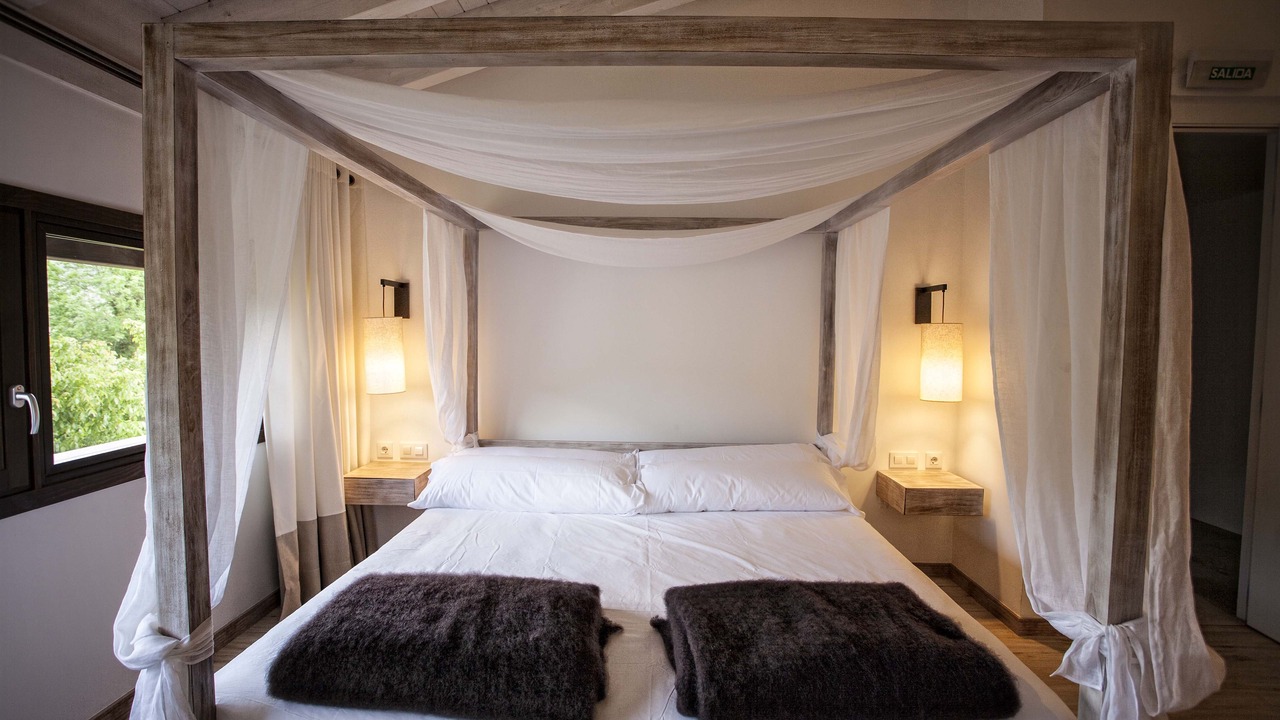 Photo of Bedroom in Valganon