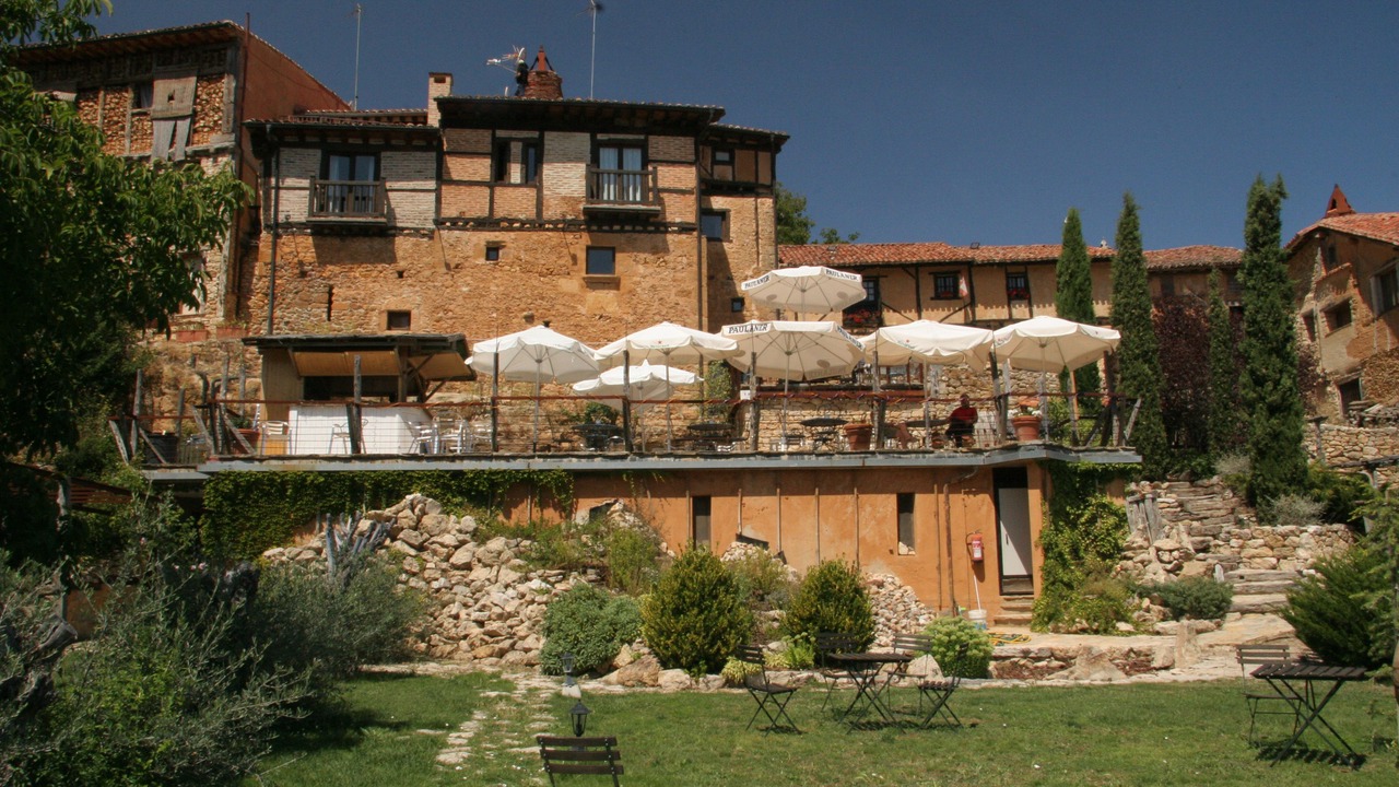 Photo of Buildings in Calatanazor