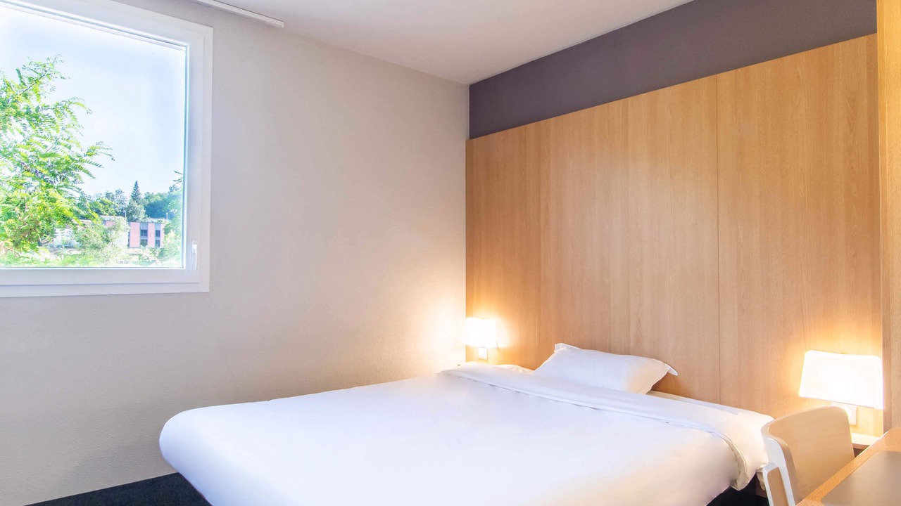 Photo of Bedroom in Saint-Martin-de-Valgalgues