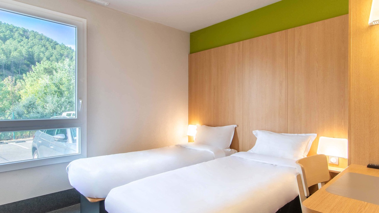 Photo of Bedroom in Saint-Martin-de-Valgalgues
