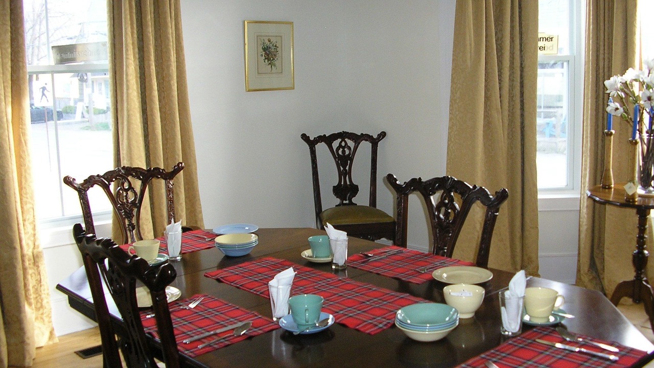Photo of Livingroom in Mahone Bay