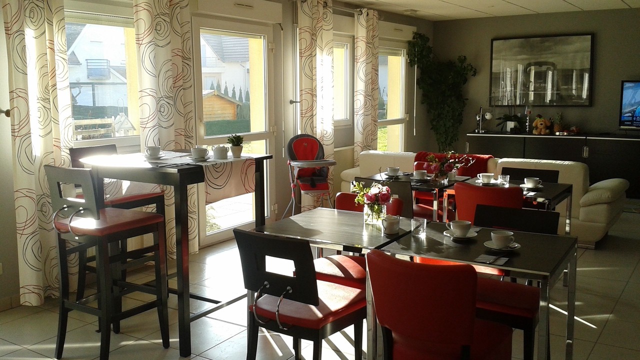 Photo of Others in Seltz