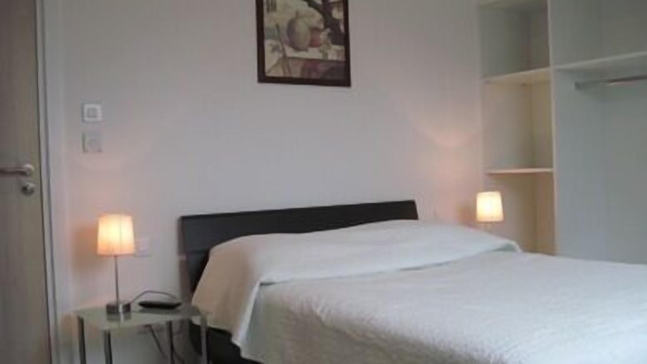 Photo of Others in Seltz