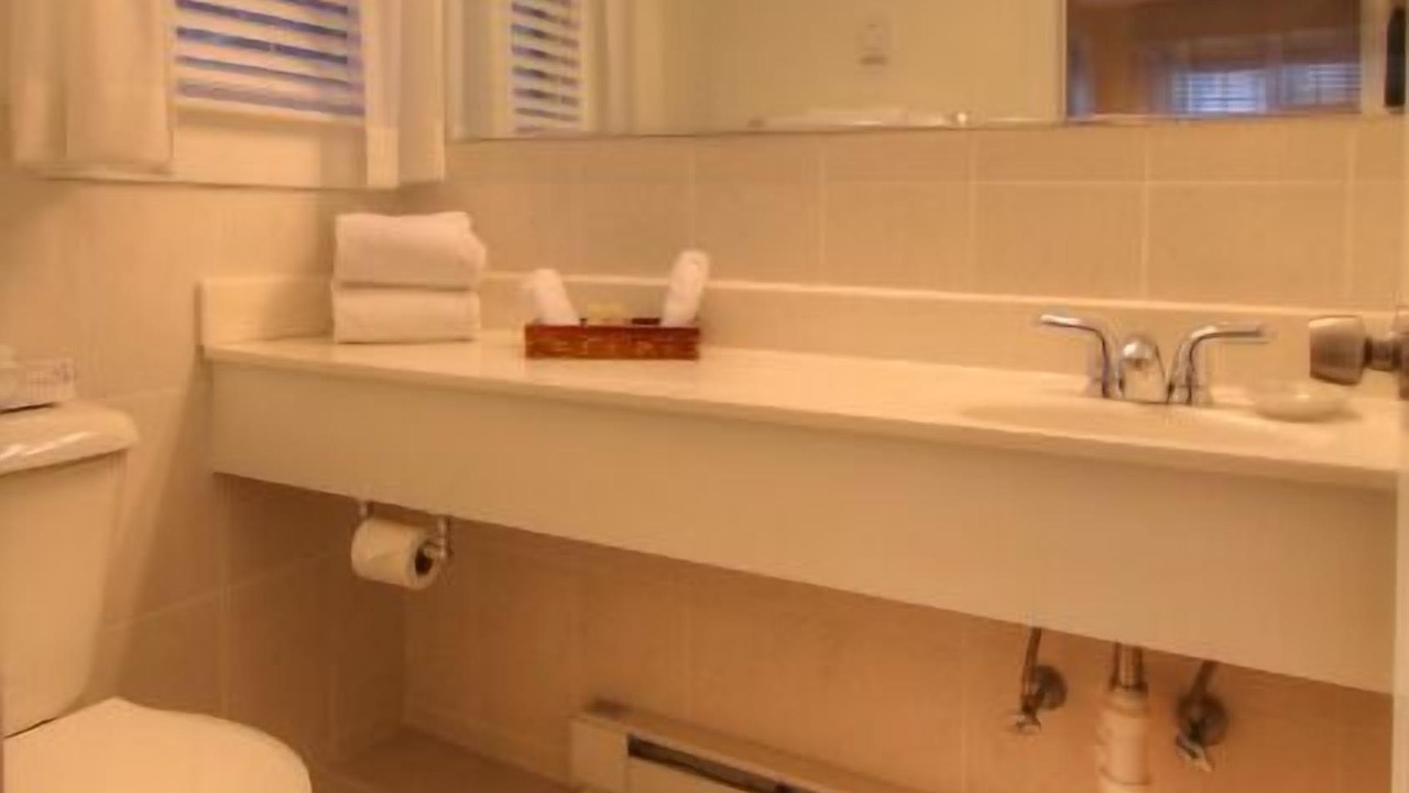 Photo of Bathroom in Ogunquit