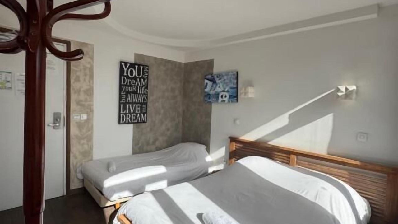 Photo of Others in Lens