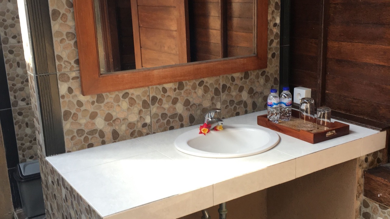 Photo of Bathroom in Mushroom Bay