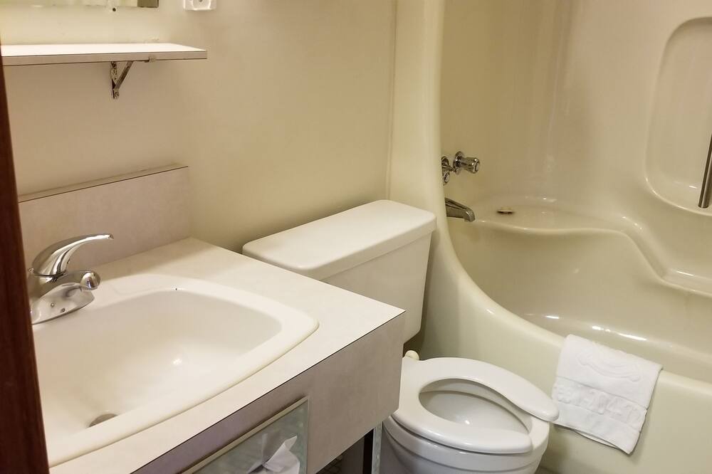 Photo of Bathroom in Brandon