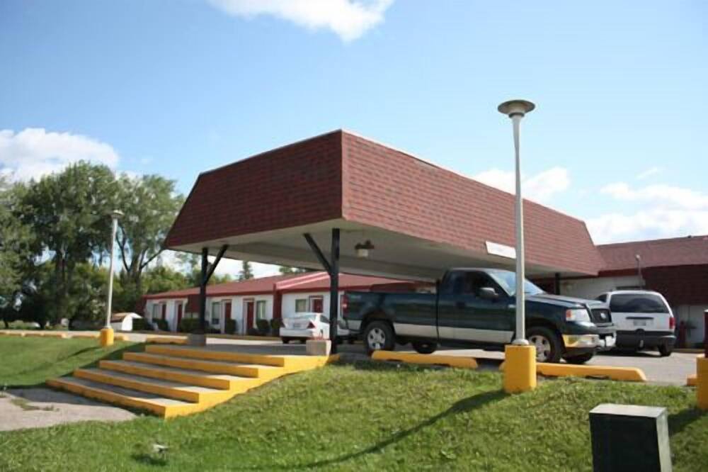 Photo of Outdoor in Brandon