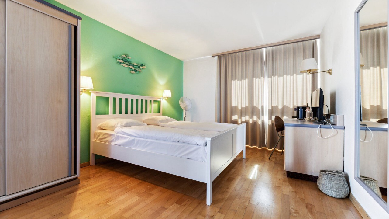 Photo of Bedroom in Horgen District