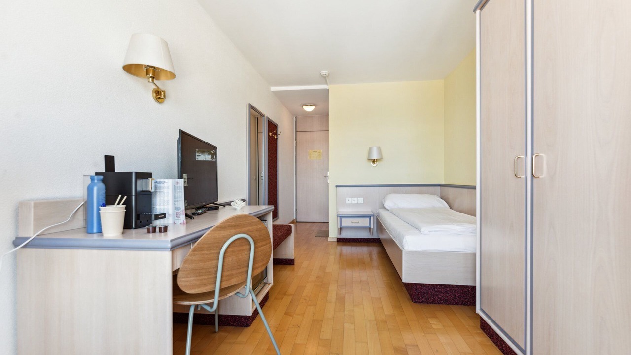 Photo of Bedroom in Horgen District