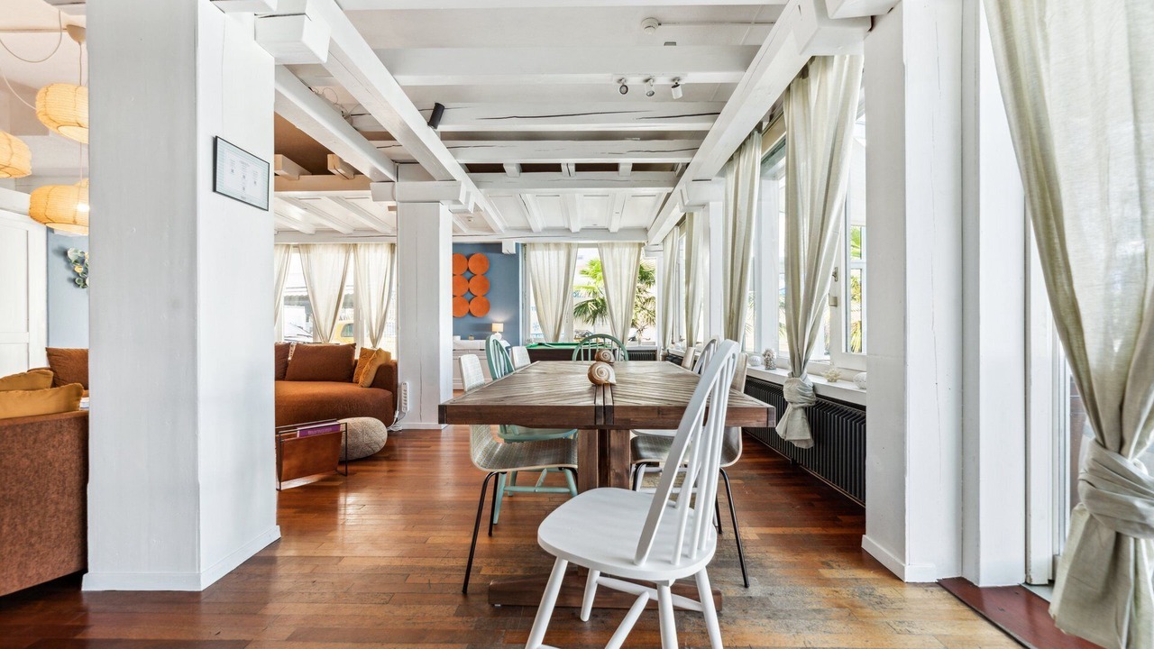 Photo of Livingroom in Horgen District