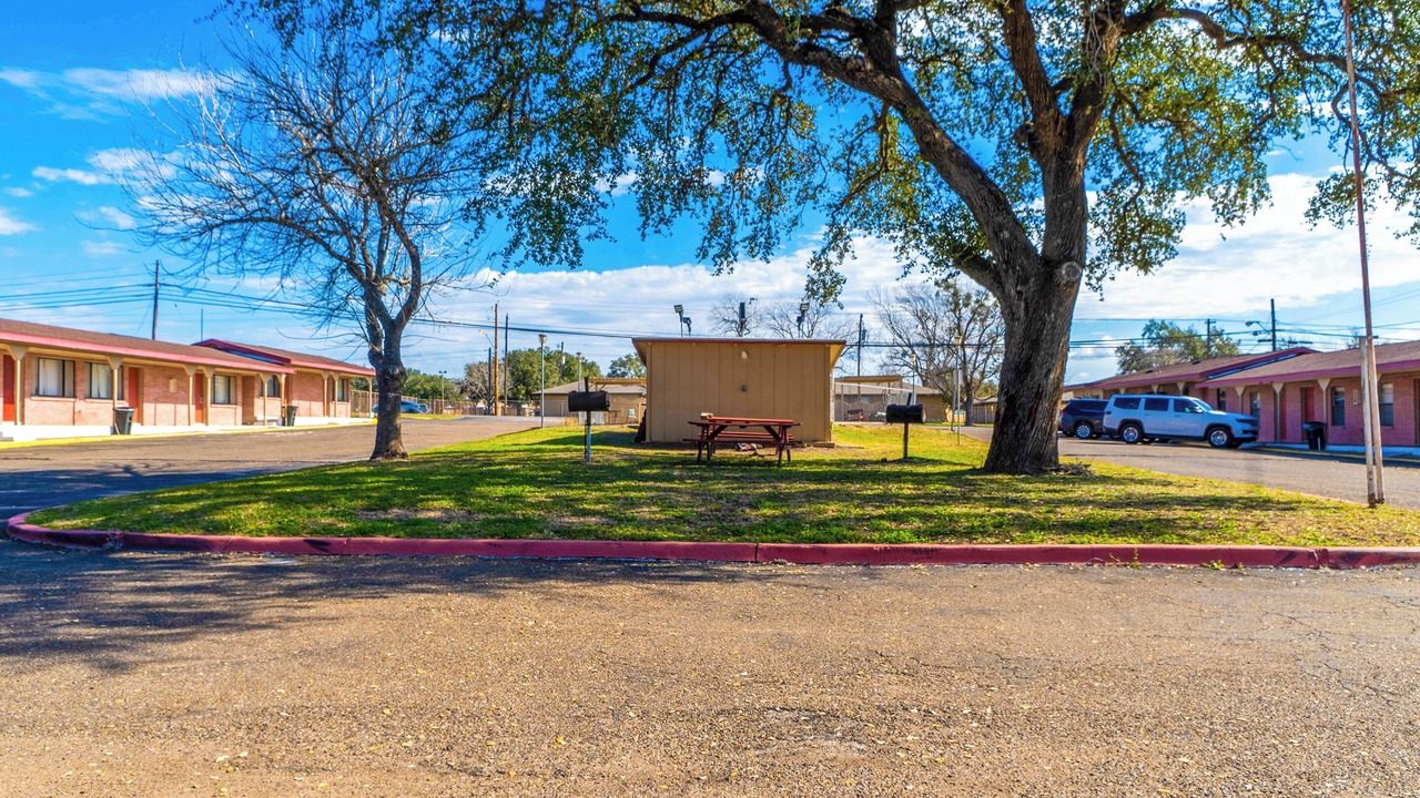 Photo of Outdoor in Beeville