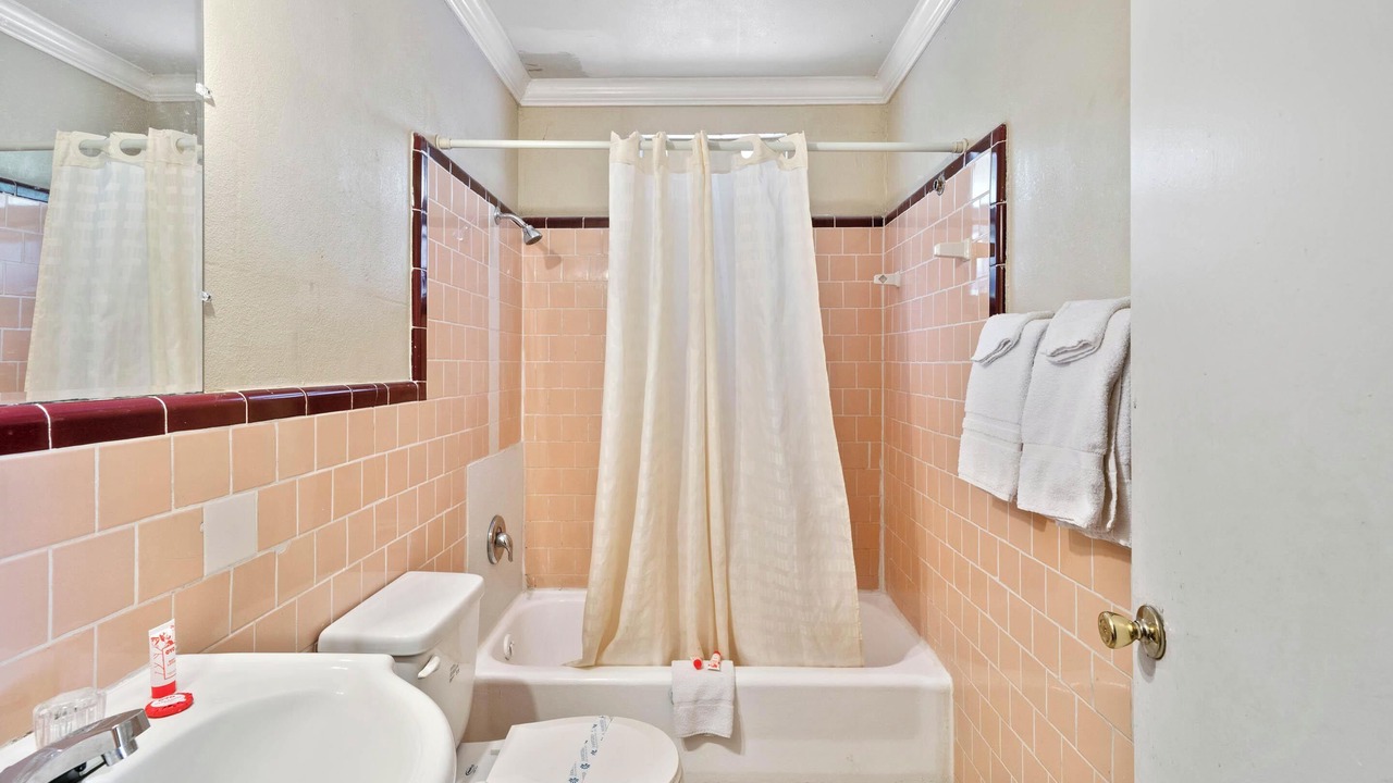 Photo of Bathroom in Beeville