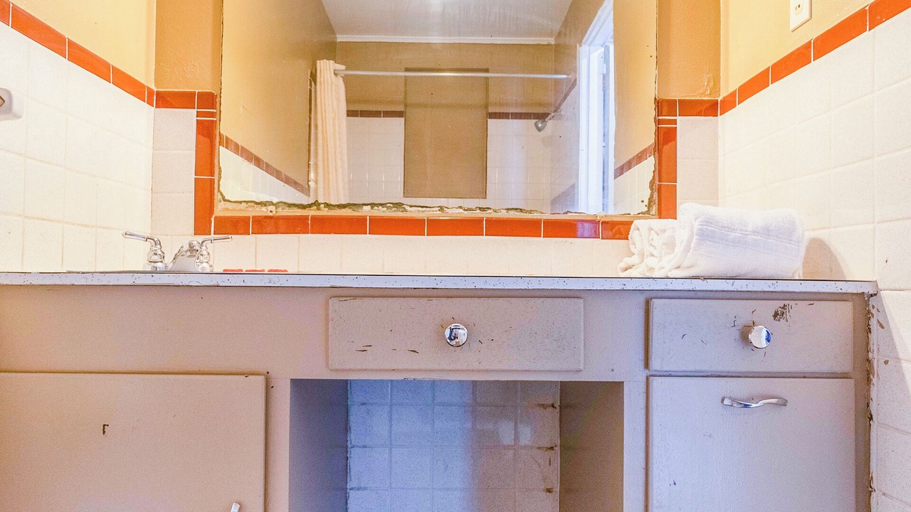 Photo of Bathroom in Beeville