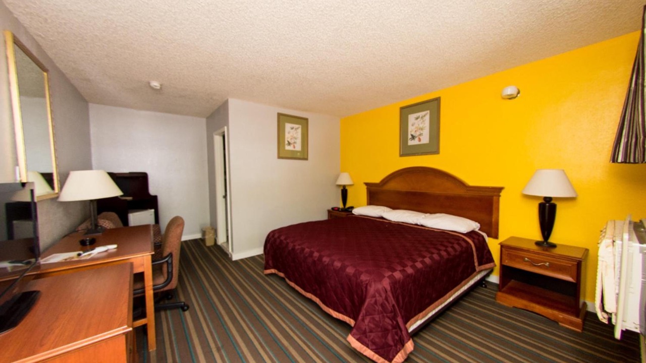 Photo of Bedroom in Bensalem