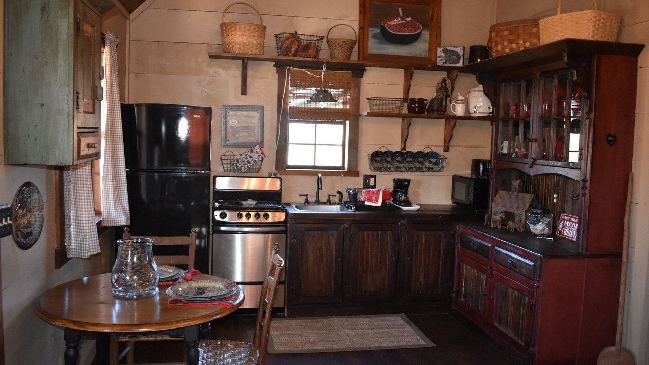 Photo of Kitchen in Walnut Shade