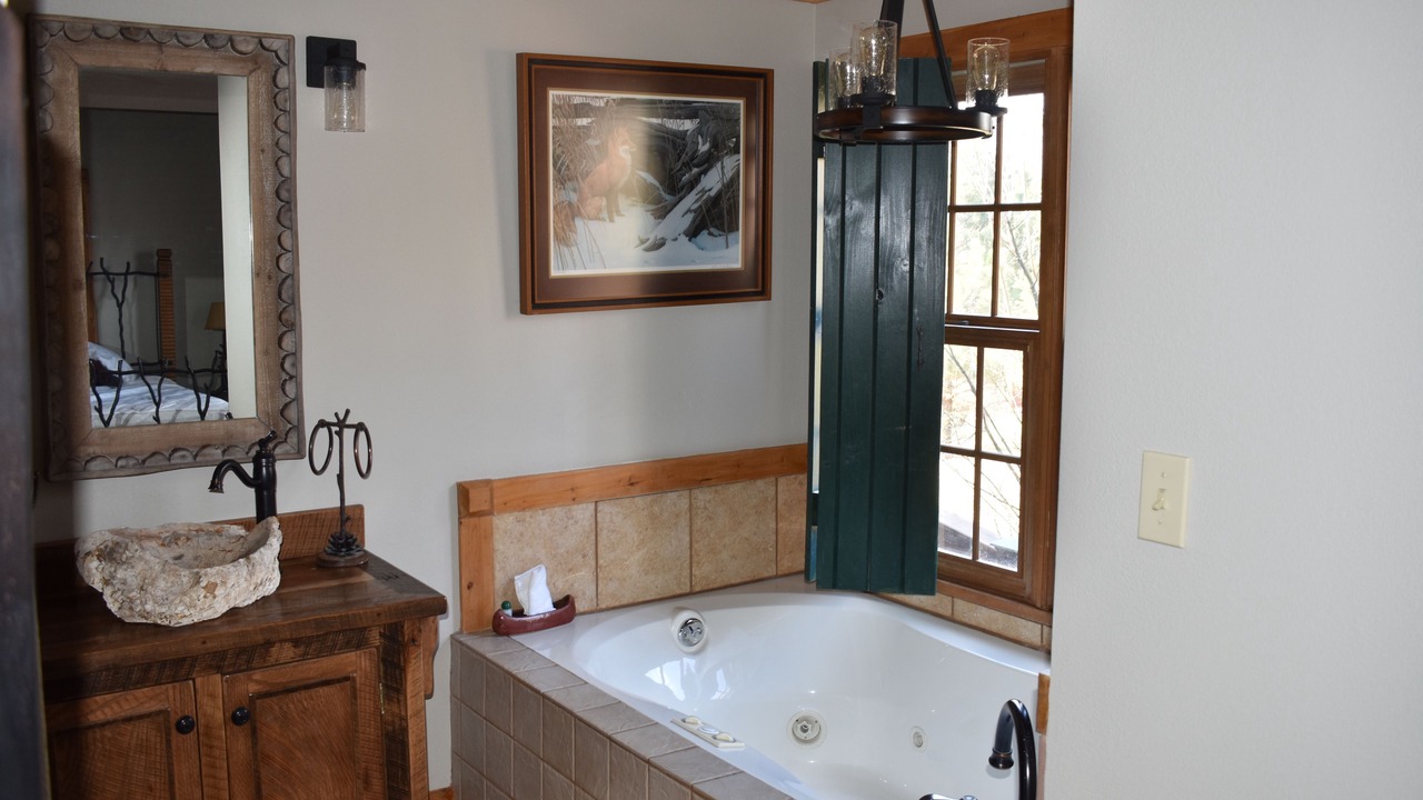 Photo of Bathroom in Walnut Shade