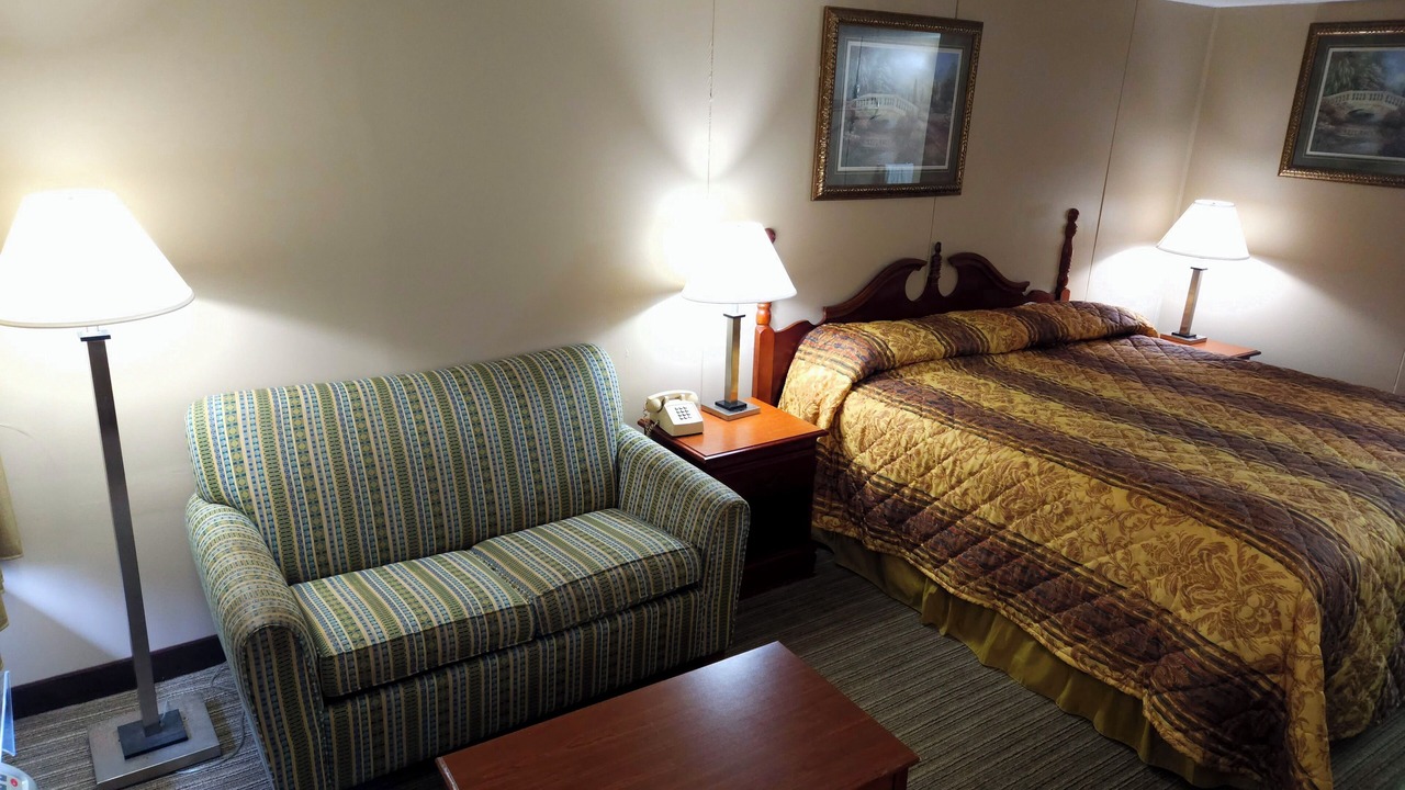 Photo of Bedroom in Rogersville