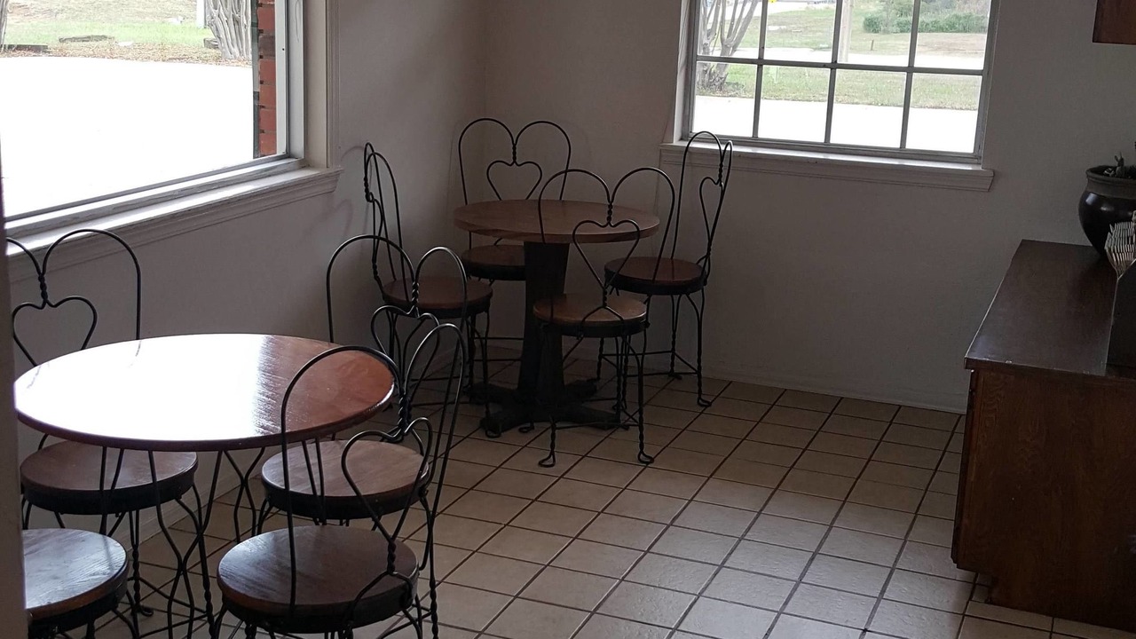 Photo of Others in Checotah