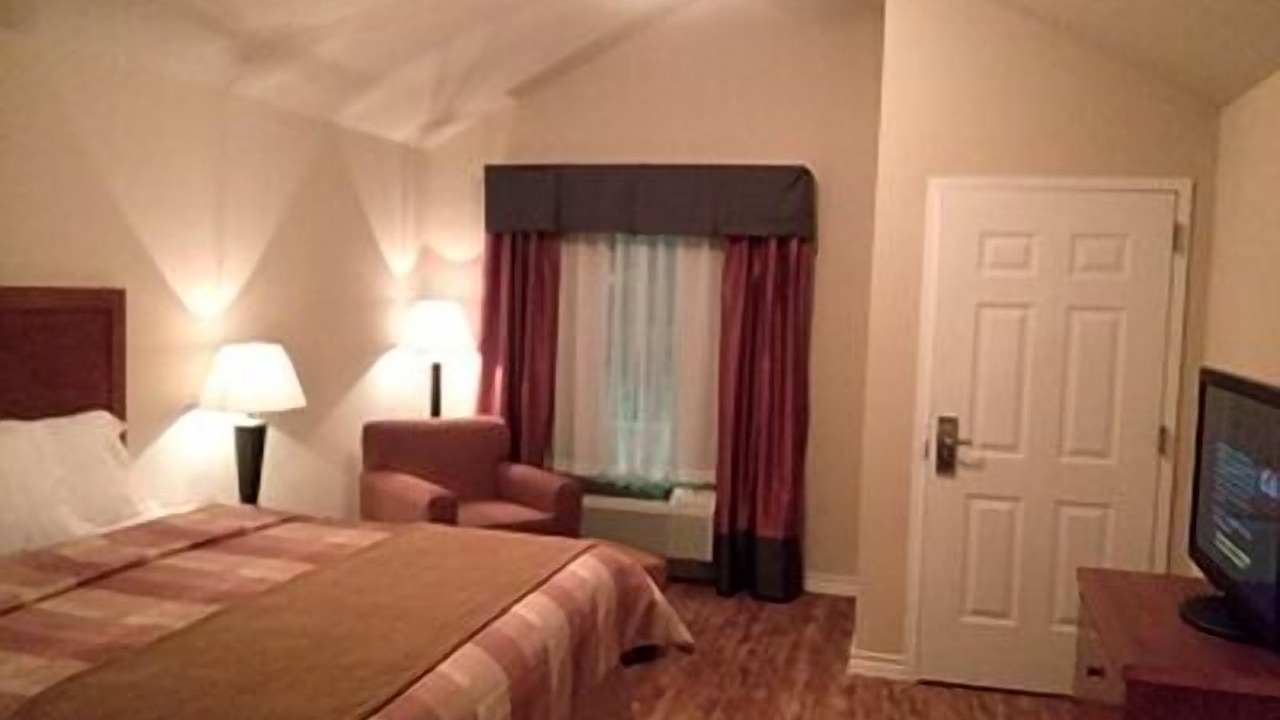 Photo of Bedroom in Kenedy