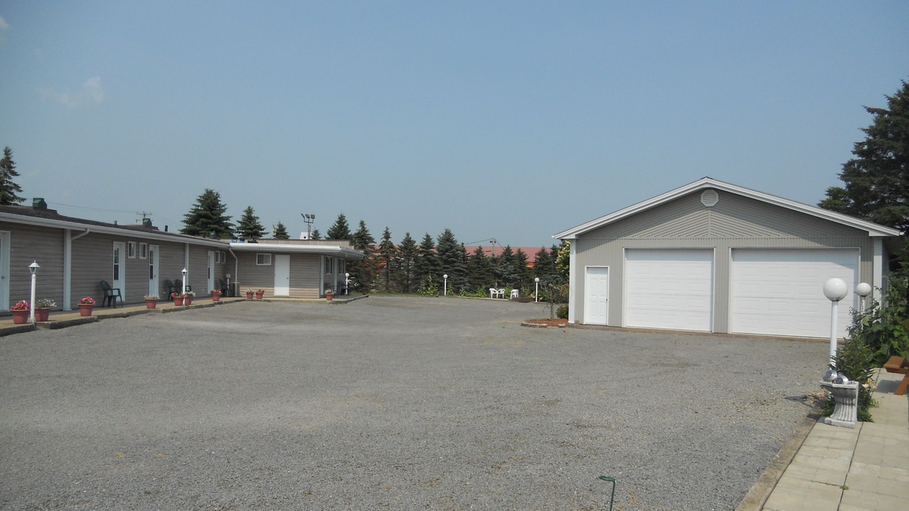 Photo of Outdoor in Louiseville