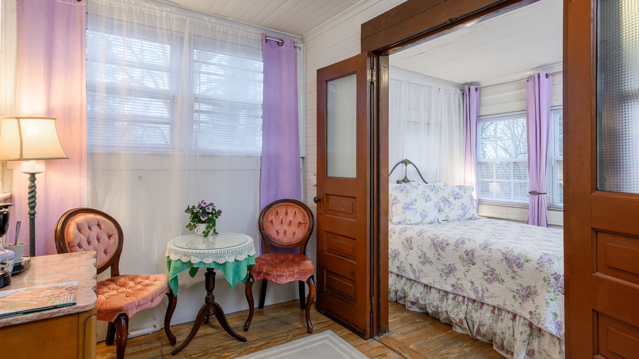 Photo of Bedroom in Asheville