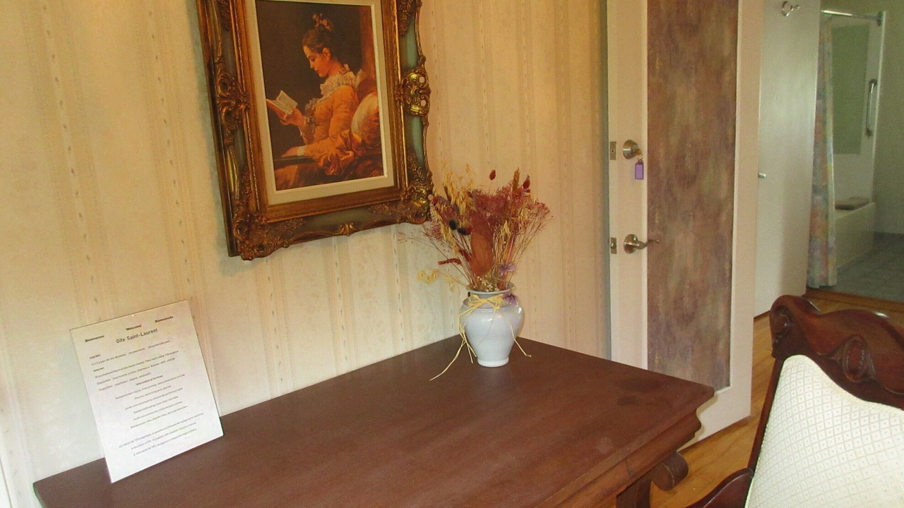Photo of Bedroom in Trois-Rivieres